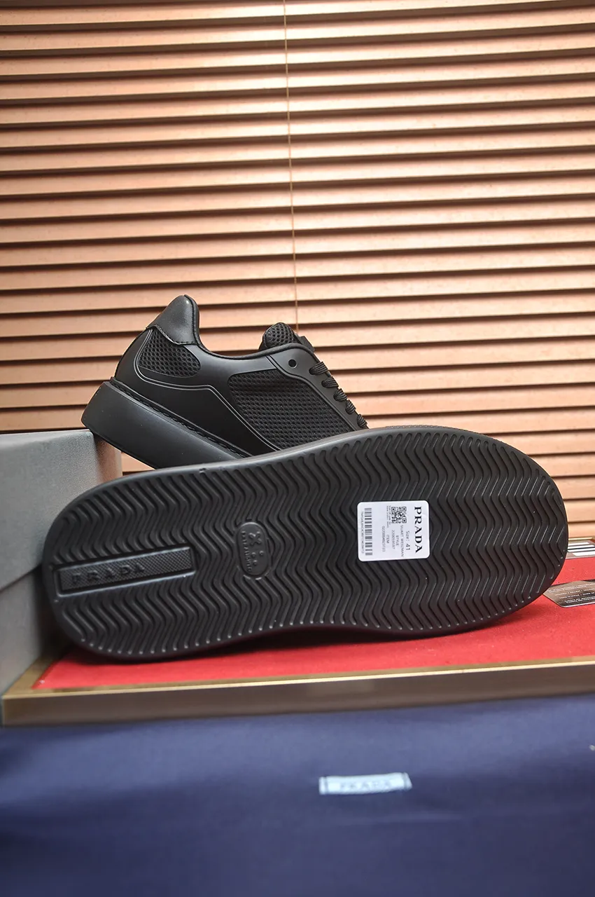 Men's shoes 💰580💶【PRADA】Top original, new season, high quality original goods, top imported calfskin with original imported glue, imported cowhide inside with original cowhide feet, original outsole! Quality guaranteed! Code 38-45 (45 customized)
